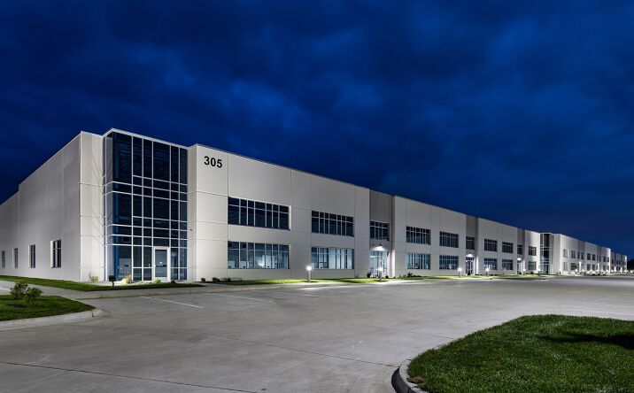 Pictures of Industrial property located at 305 Adventureland Drive NW, Altoona, IA 50009 for lease - image #1
