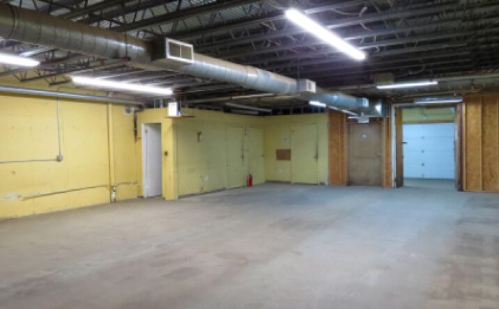 Pictures of Retail property located at 2626 Brown Ave, Manchester, NH 03103 for lease - image #1