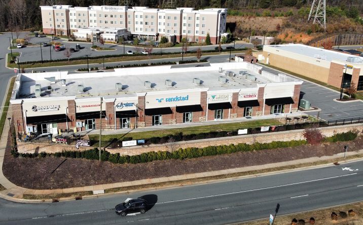 Pictures of Retail property located at 3890 Oxford Station Way, Winston-Salem, NC 27103 for lease - image #1