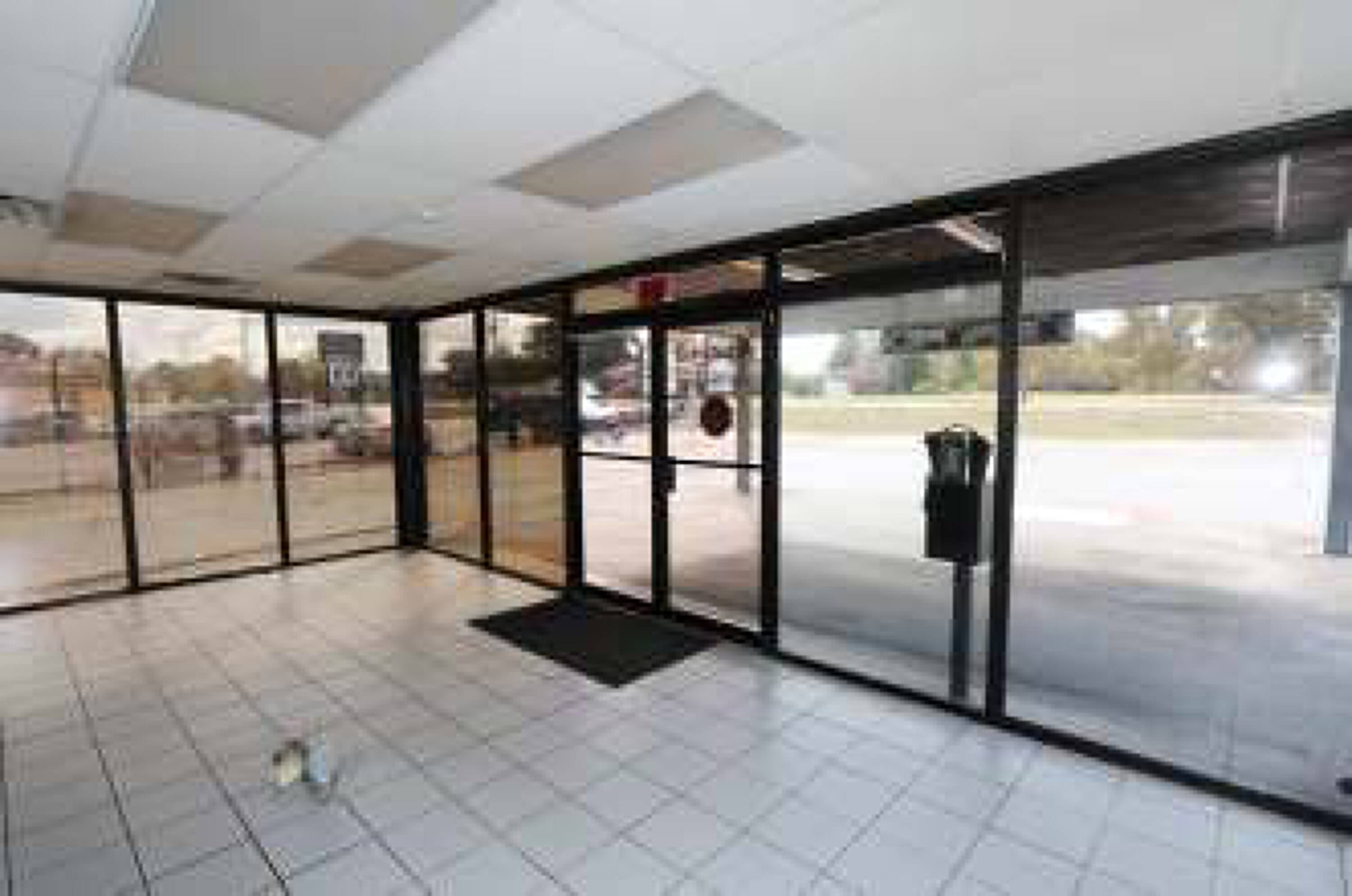 385 E Blackstock Rd, Spartanburg, SC 29301