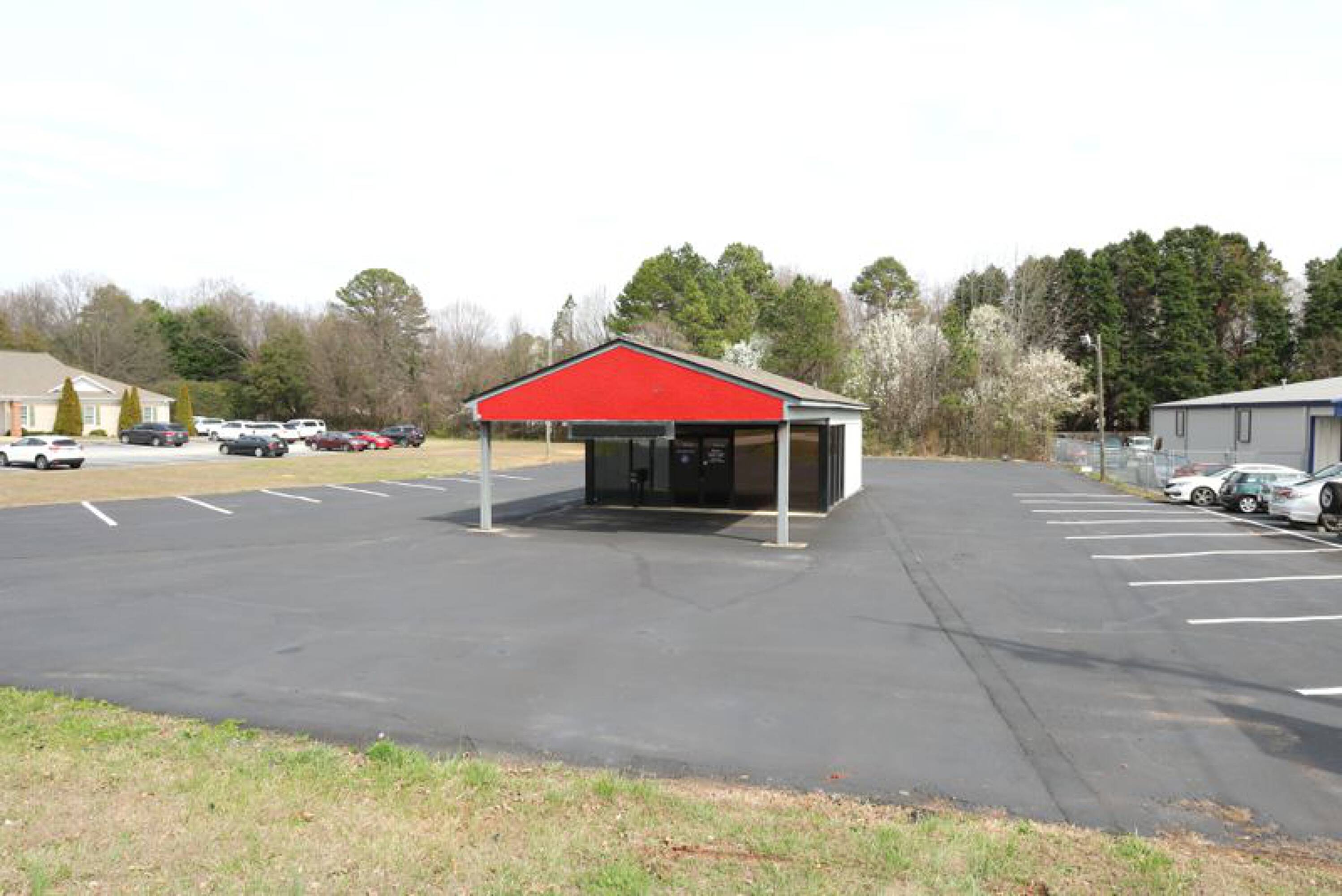 385 E Blackstock Rd, Spartanburg, SC 29301