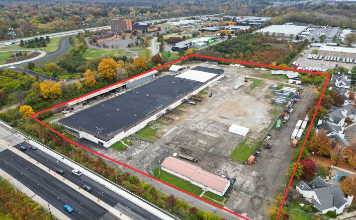 Pictures of Industrial property located at 2040 S Hamilton Rd, Columbus, OH 43232 for lease - image #1