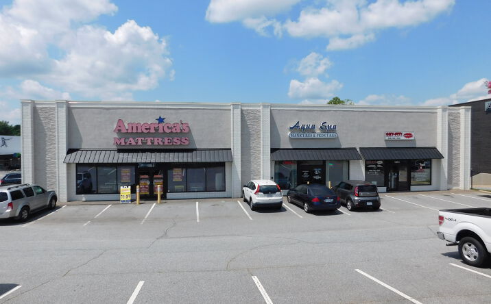Pictures of Retail property located at 1606 S Stratford Rd, Winston-Salem, NC 27103 for lease - image #1