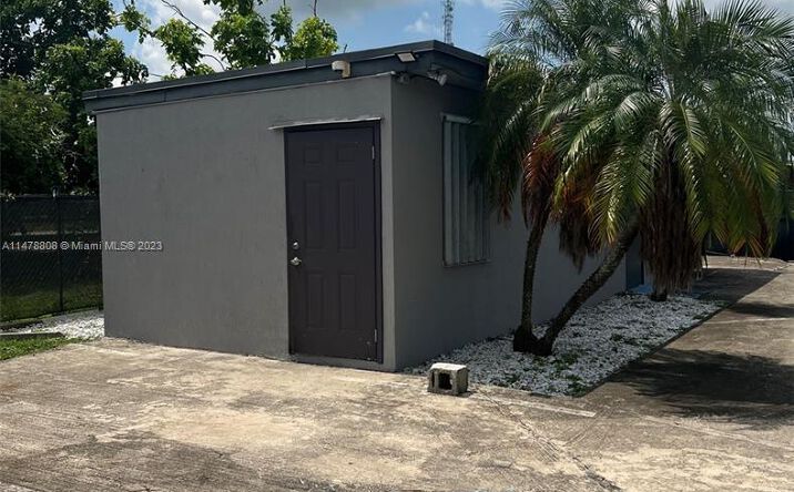Pictures of Industrial, Special Purpose property located at 745 Parkway Pkwy, Homestead, FL 33030 for lease - image #1