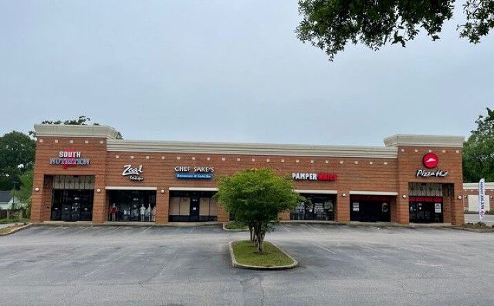 Pictures of Retail property located at 5821 Old Shell Rd, Mobile, AL 36608 for lease - image #1