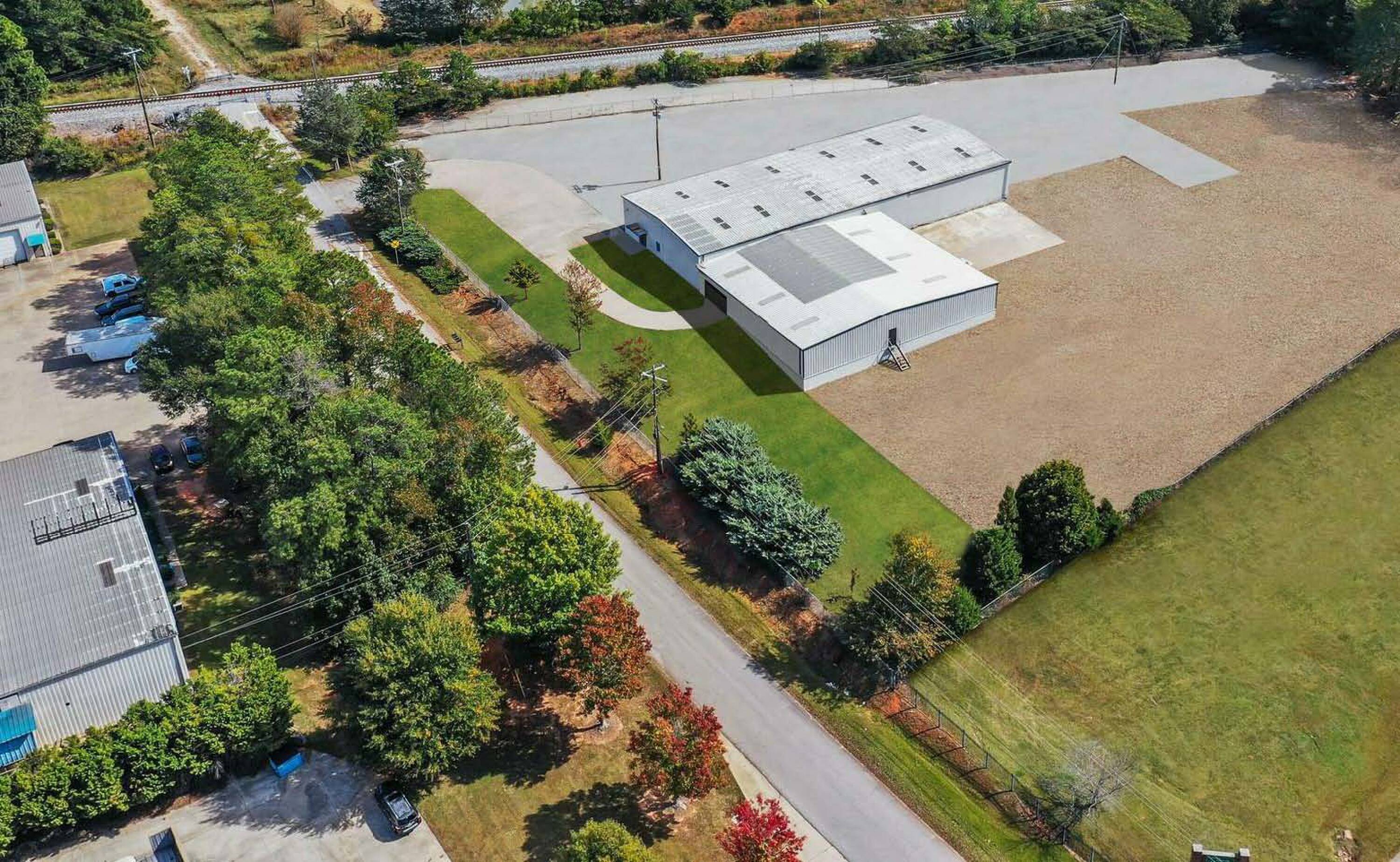 130 Pine Grove Rd, Locust Grove, GA 30248