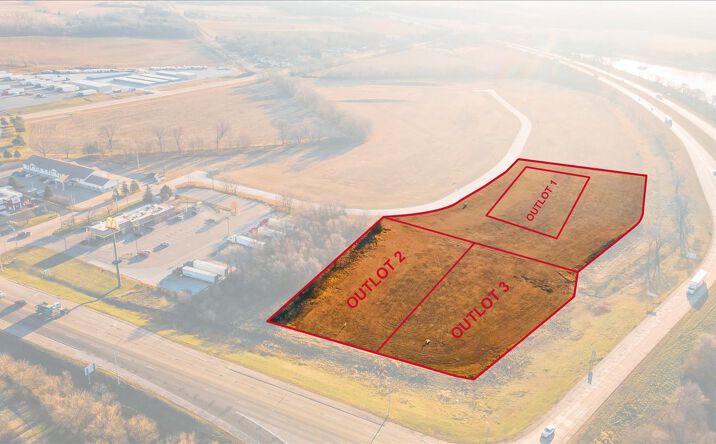 Pictures of Land property located at Doris Dr, Evansdale, IA 50707 for lease - image #1