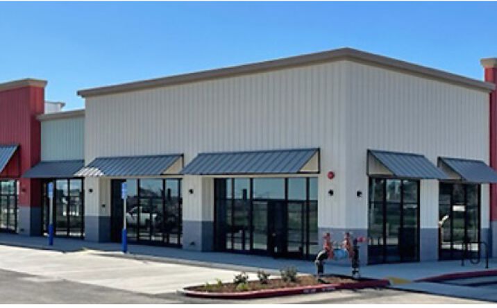 Pictures of Retail, Restaurant, Office property located at 336 Mercey Springs Rd, Los Banos, CA 93635 for lease - image #1