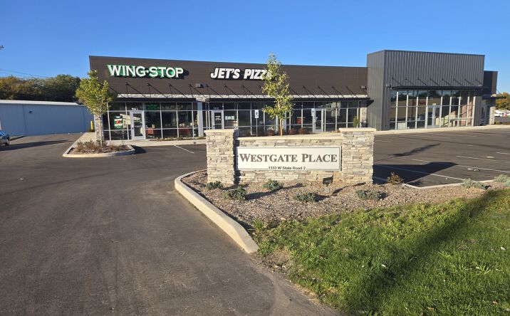 Pictures of Retail, Office property located at 1333 W State Rd 2, La Porte, IN 46350 for lease - image #1