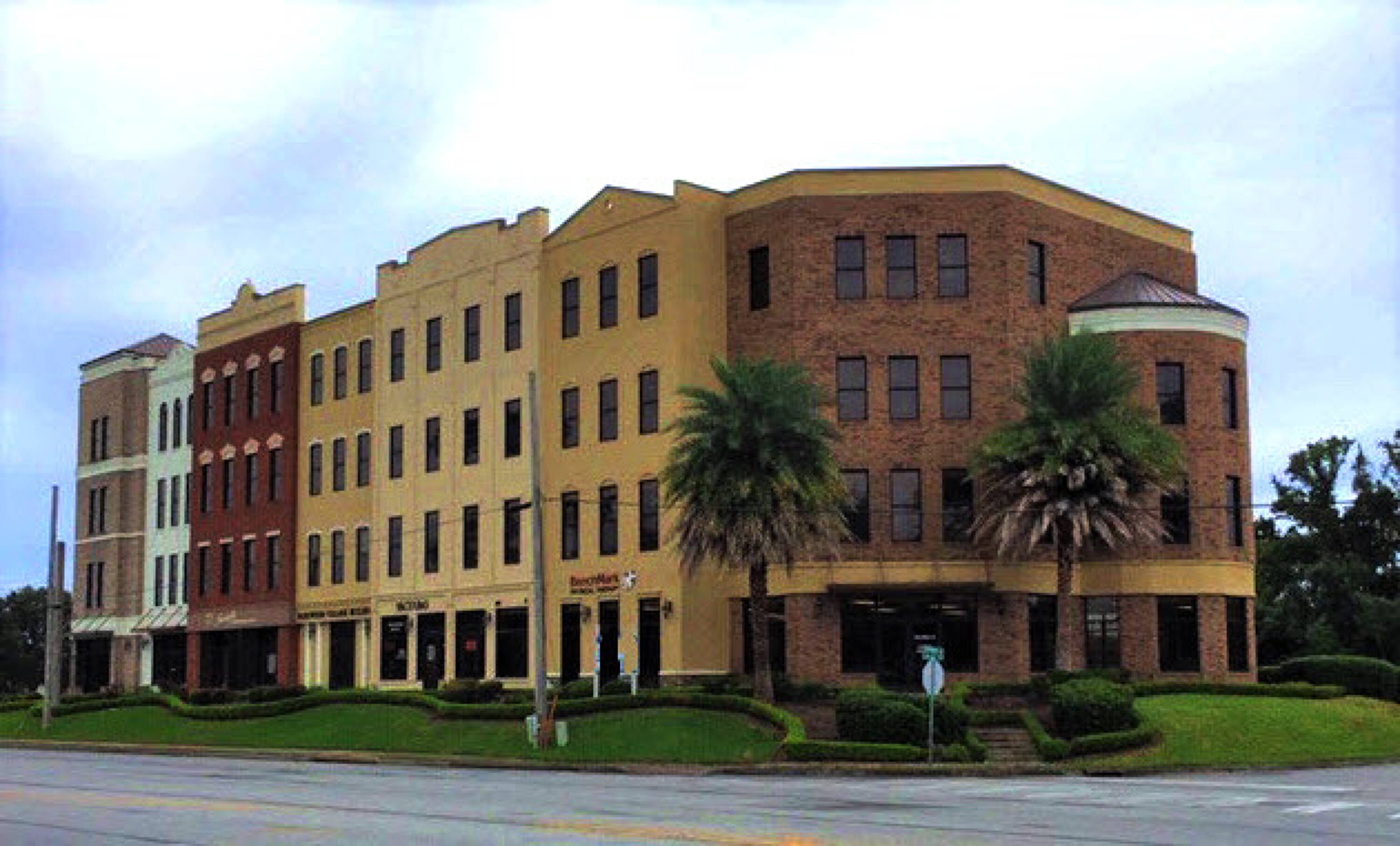 1200 Fountain Park Cir, Brunswick, GA 31520