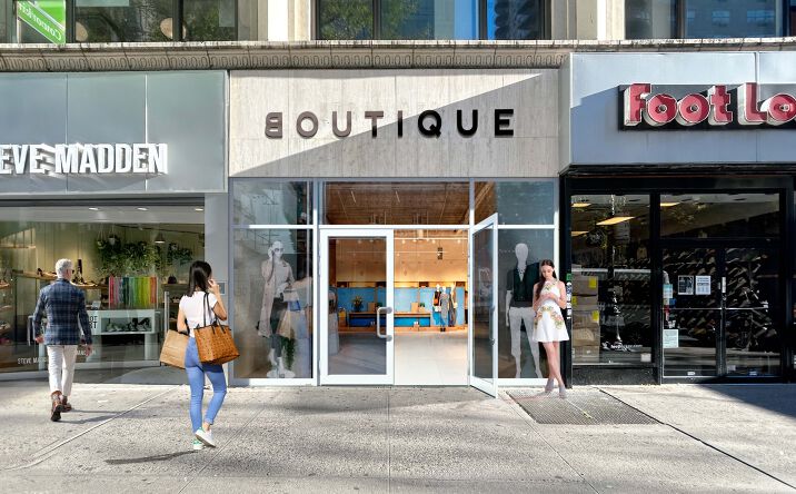 Pictures of Retail property located at 157 East 86th St, New York, NY 10028 for lease - image #1