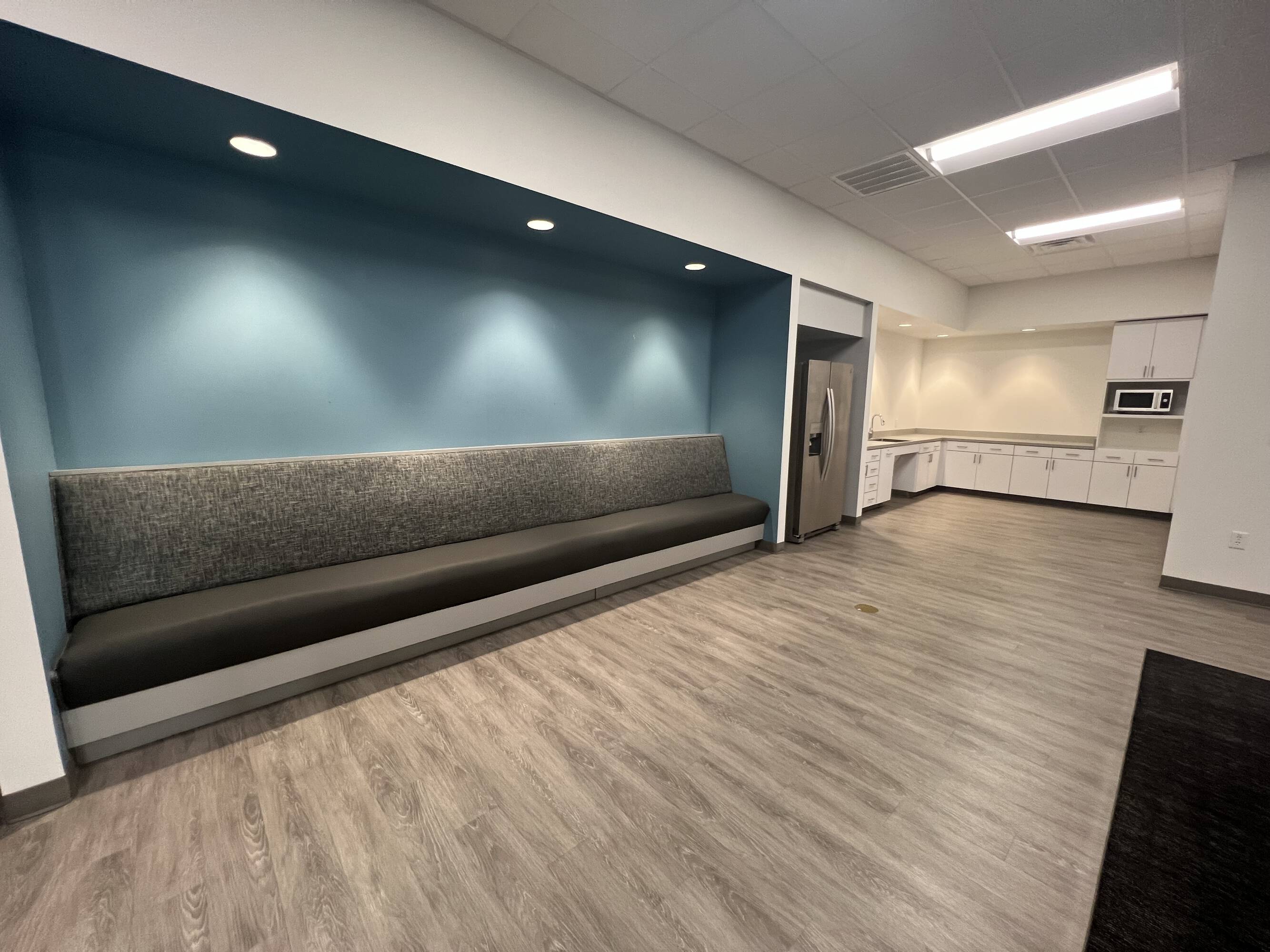 1933 Landstown Centre Wy, Virginia Beach, VA 23456