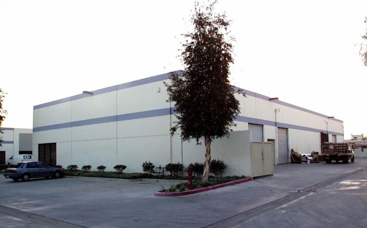 14141 Covello St, Los Angeles, CA 91405 | Crexi.com