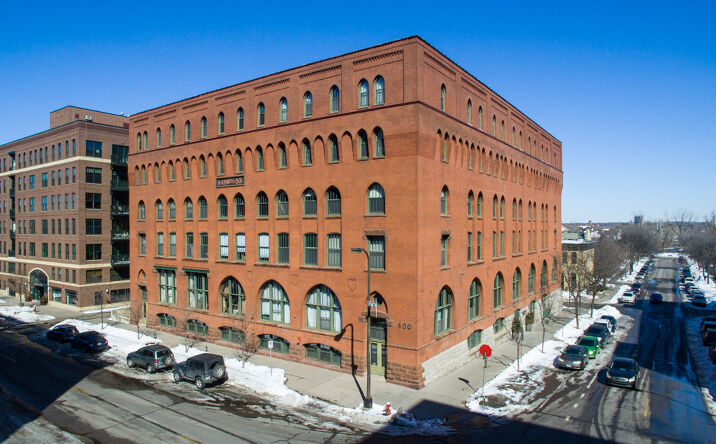 Pictures of Retail, Office property located at 400 N 1st St, Minneapolis, MN 55401 for lease - image #1