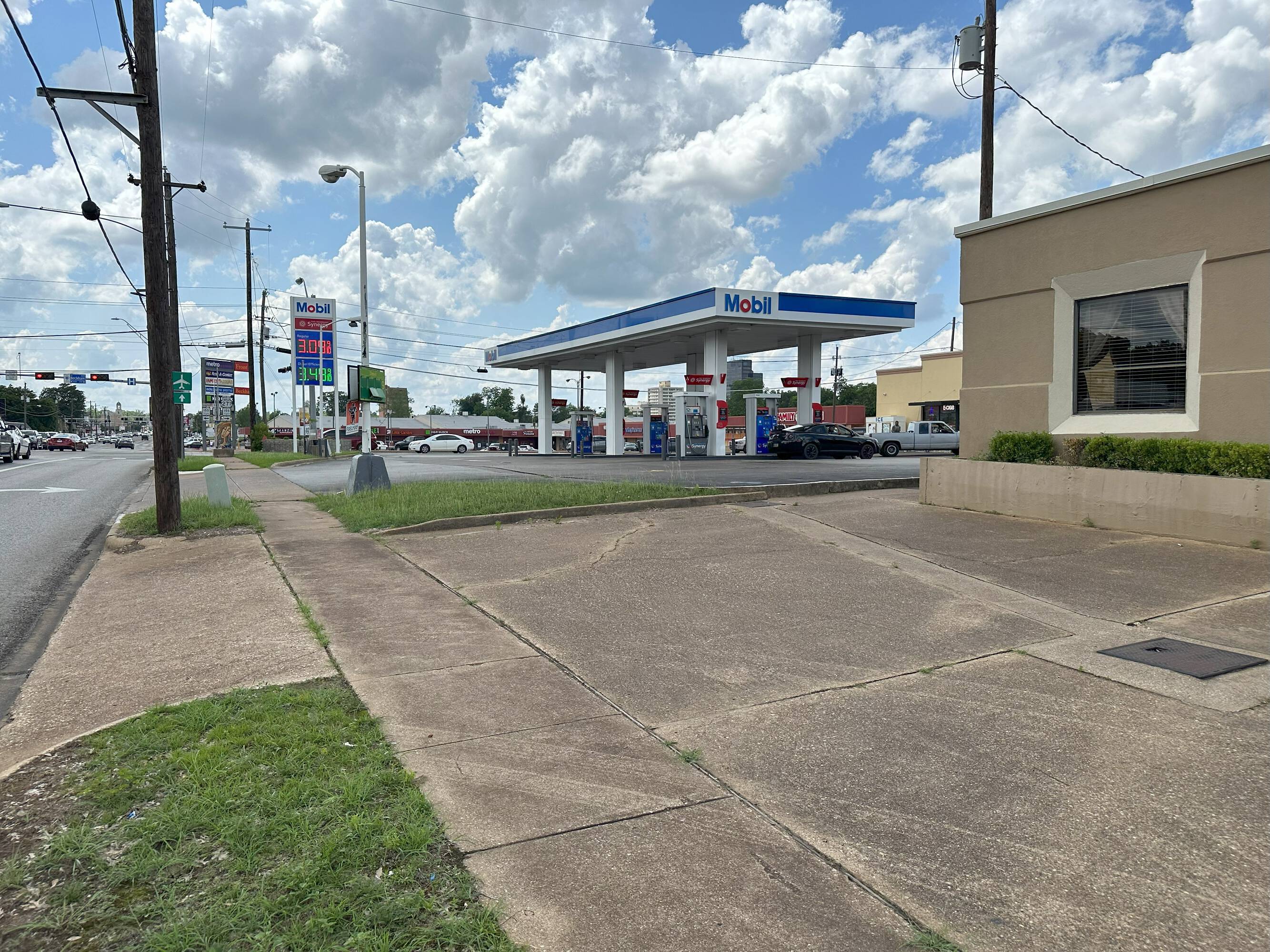 704 E Front St, Tyler, TX 75702