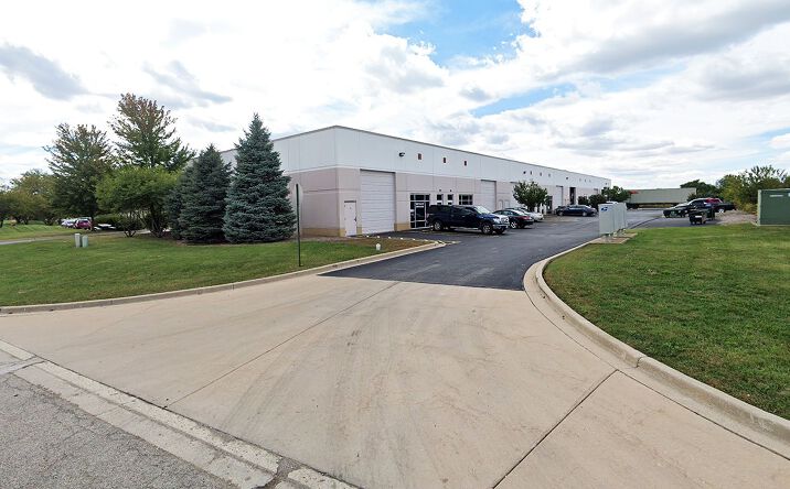 Pictures of Industrial property located at 195 Kendall Point Dr, Oswego, IL 60543 for lease - image #1