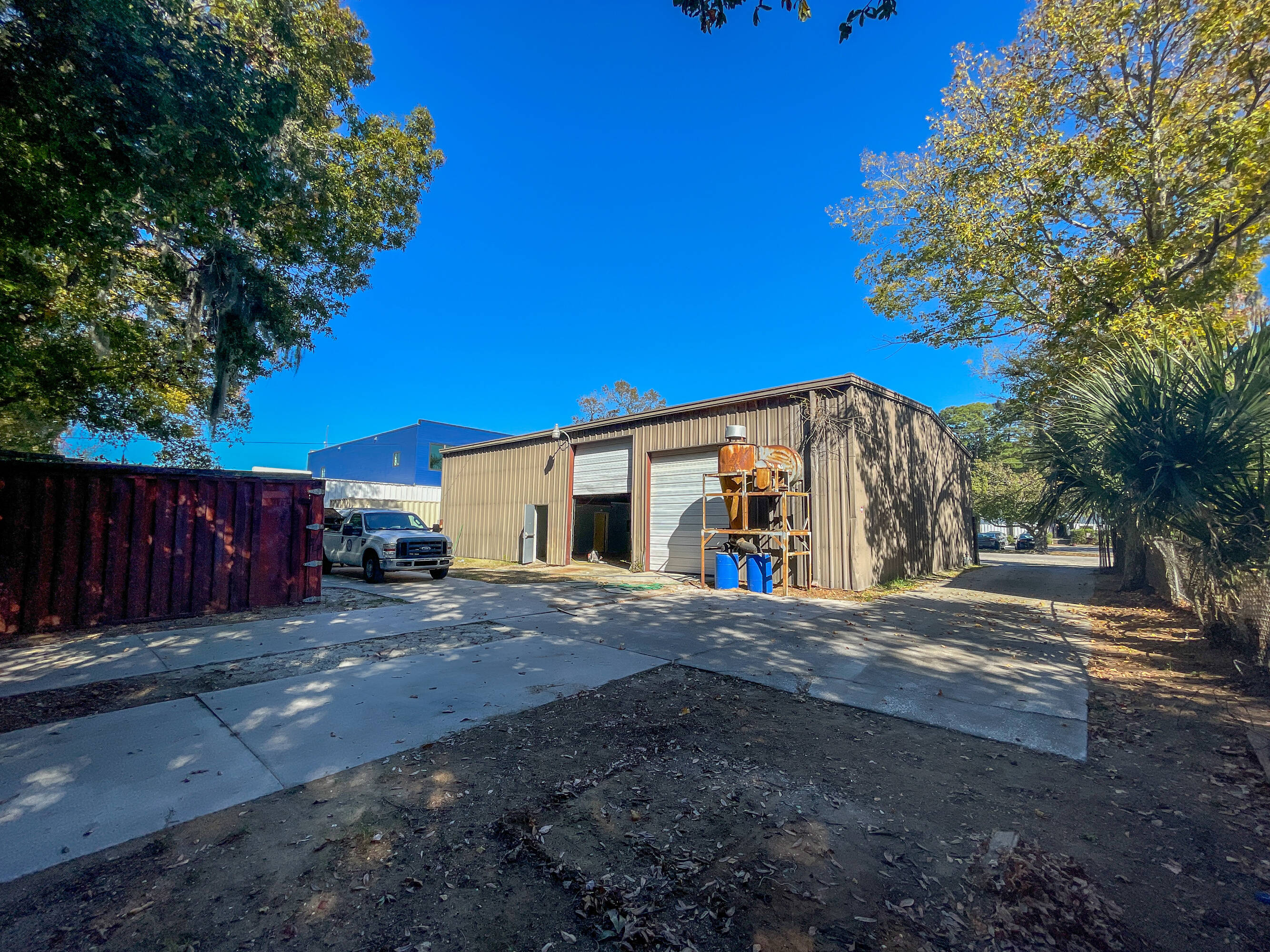 1955 Belgrade Ave, Charleston, SC 29407