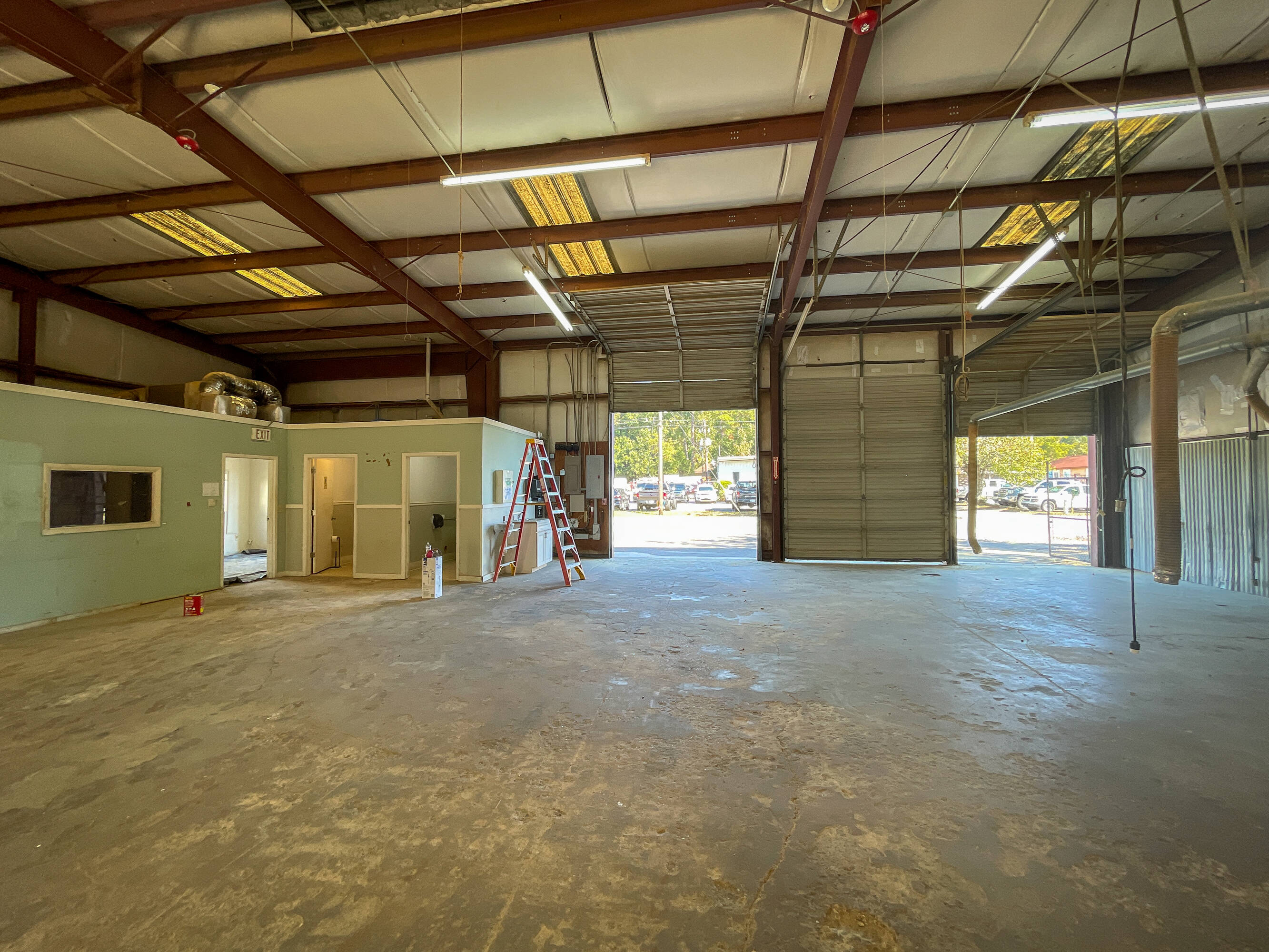 1955 Belgrade Ave, Charleston, SC 29407