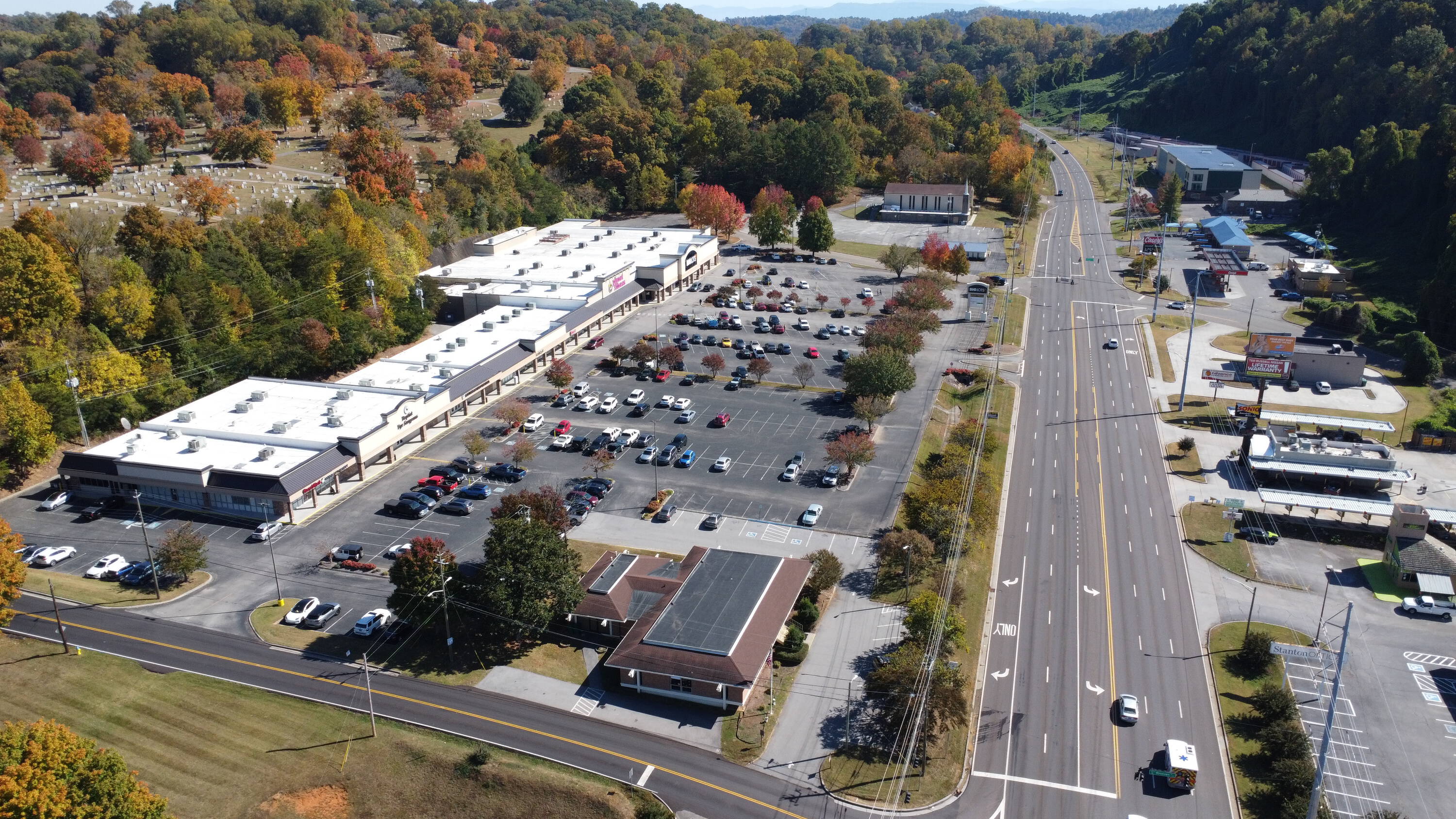 4512 Chapman Hwy, Knoxville, TN 37920