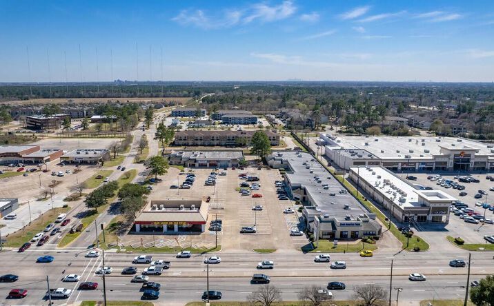 Pictures of Retail, Office, Restaurant property located at 3355 Farm to Market 1960 Rd W, Houston, TX 77068 for lease - image #1