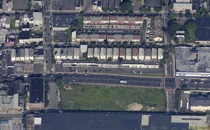 Pictures of Retail property located at 1299 McCarter Hwy, Newark, NJ 07104 for lease - image #1