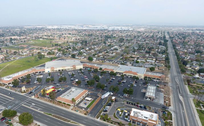 Pictures of Retail property located at 1304 W Foothill Blvd, Rialto, CA 92376 for lease - image #1