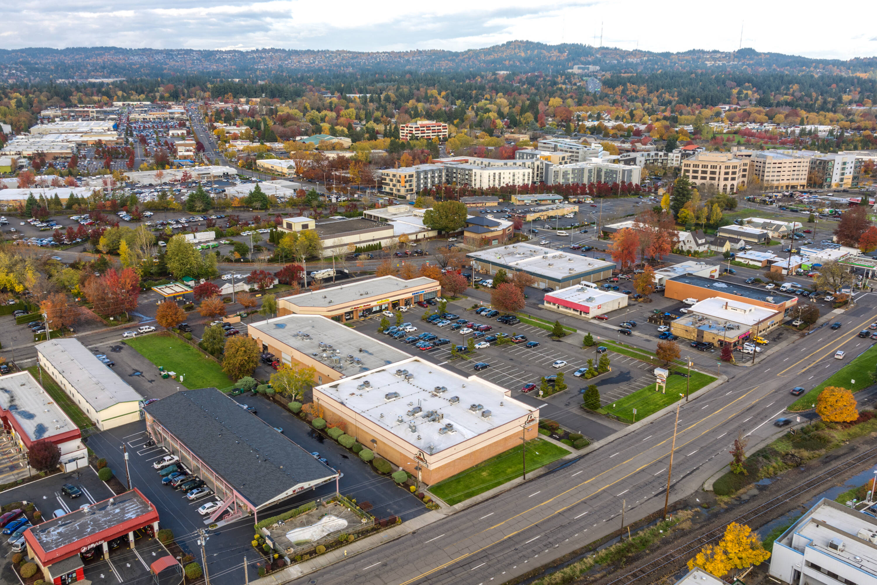 13281 SW Canyon Rd, Beaverton, OR 97005