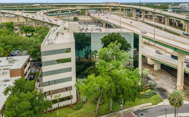 Pictures of Office property located at 100 W Lucerne Cir, Orlando, FL 32801 for lease - image #1