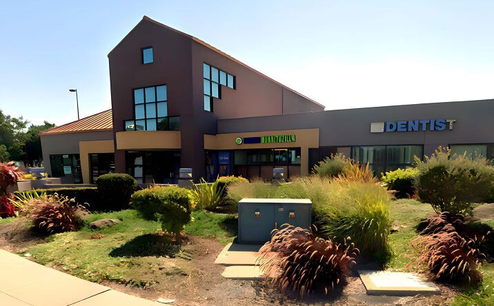 Pictures of Retail, Restaurant property located at 4300 Great America Pkwy, Santa Clara, CA 95054 for sales - image #1