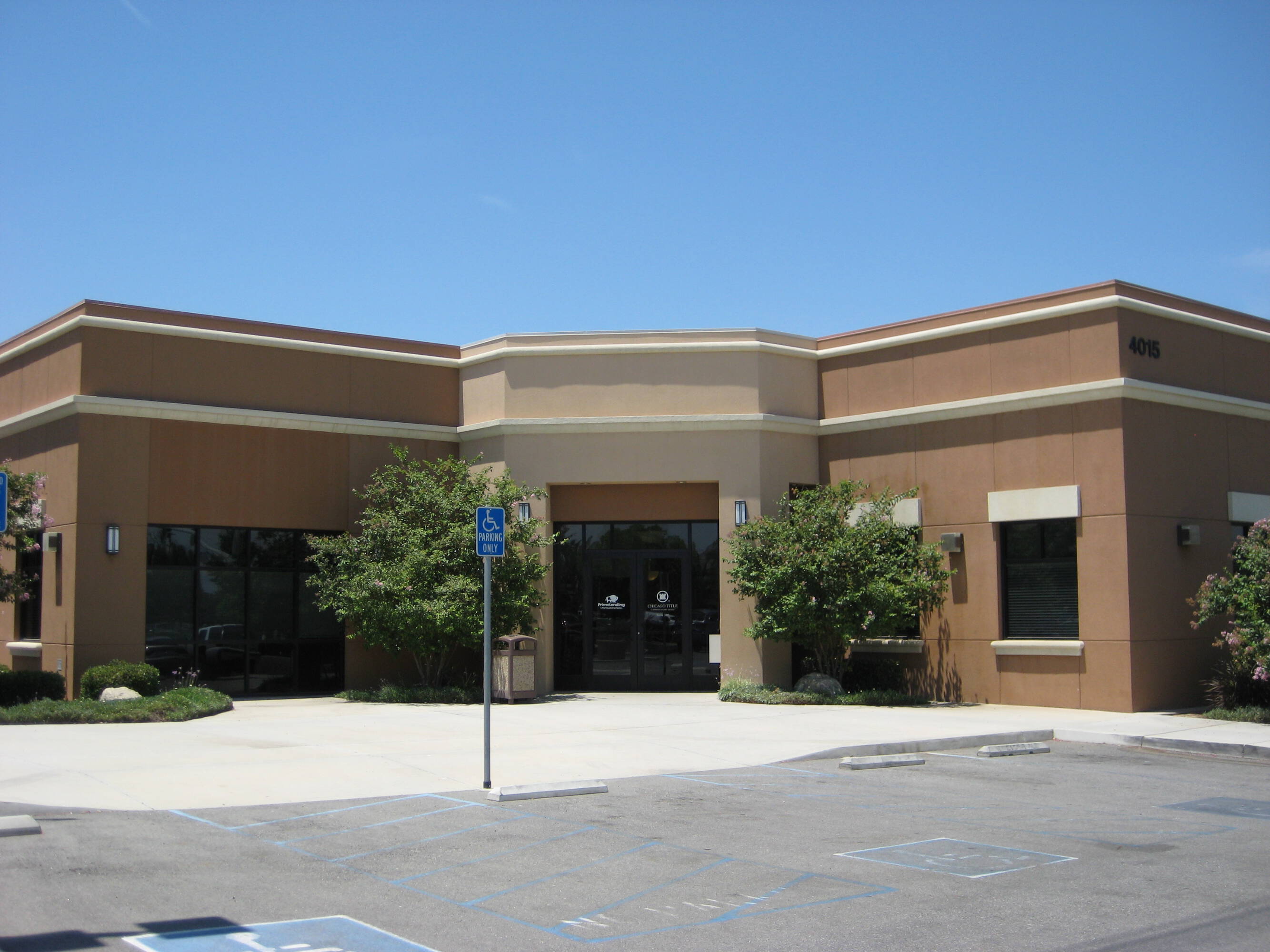 4015 Coffee Rd, Bakersfield, CA 93308