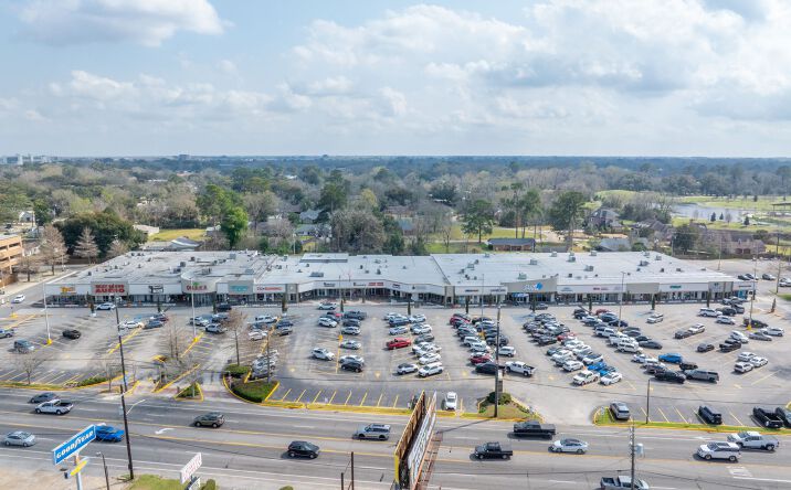 Pictures of Retail property located at 2801-2851 Johnston Street, Lafayette, LA 70503 for lease - image #1