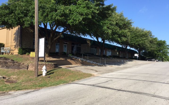 Pictures of Retail, Office, Industrial property located at 104 Chowning Dr, DeSoto, TX 75115 for lease - image #1