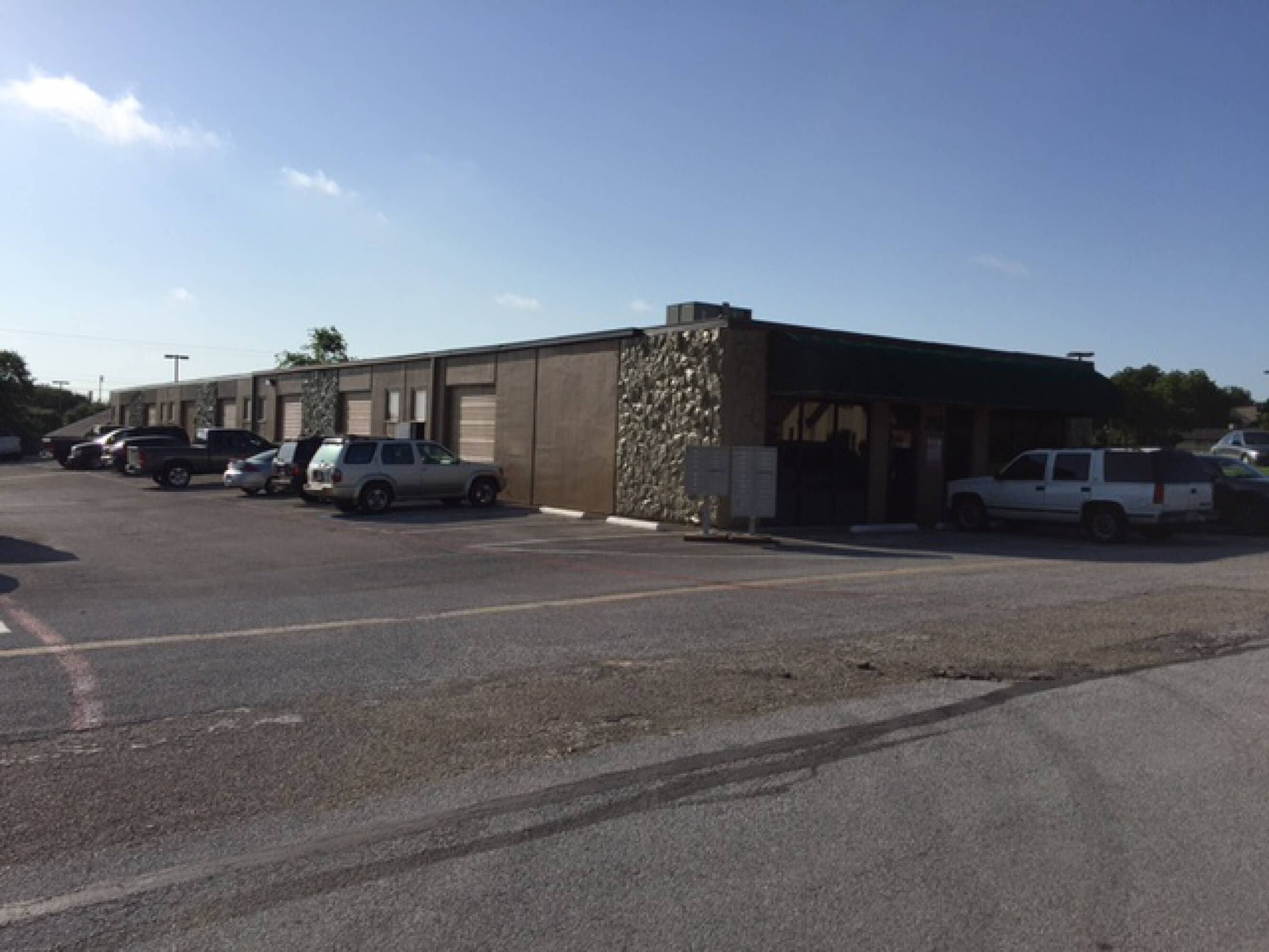 104 Chowning Dr, DeSoto, TX 75115