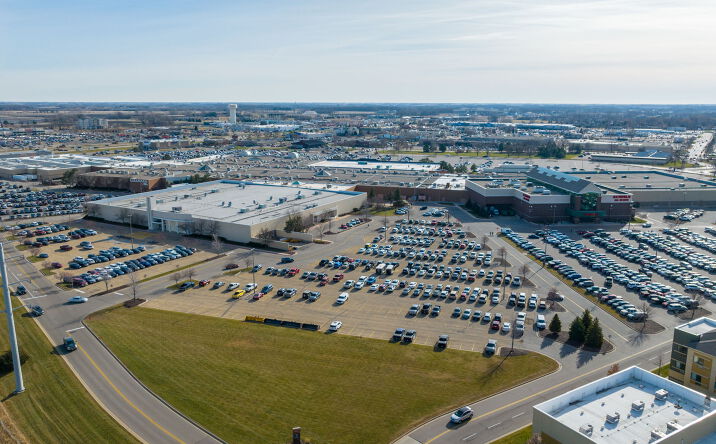 Pictures of Retail property located at 1850 Adams St, Mankato, MN 56001 for lease - image #1
