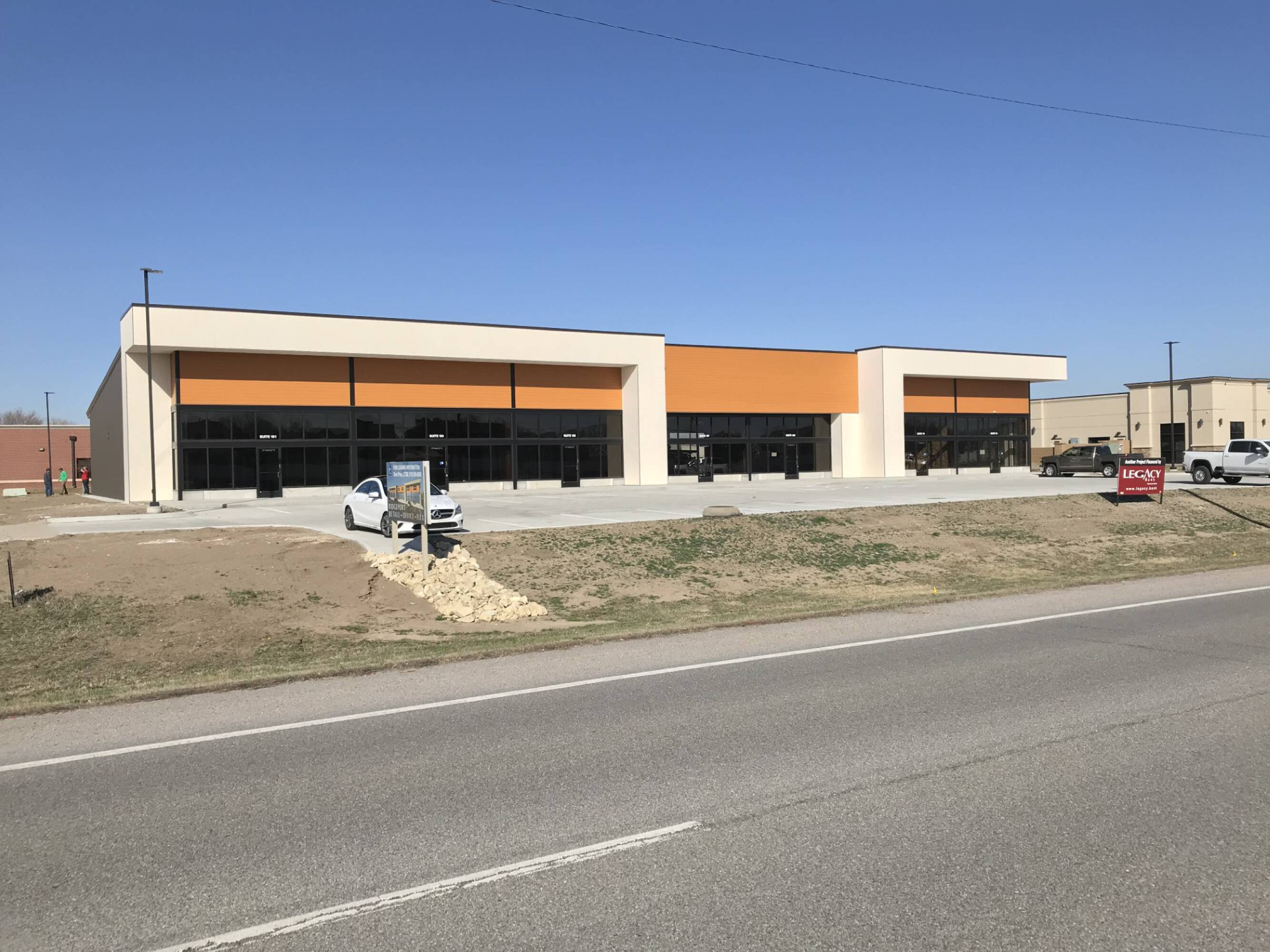 3221 N Ridge Rd, Wichita, KS 67205 | Crexi.com
