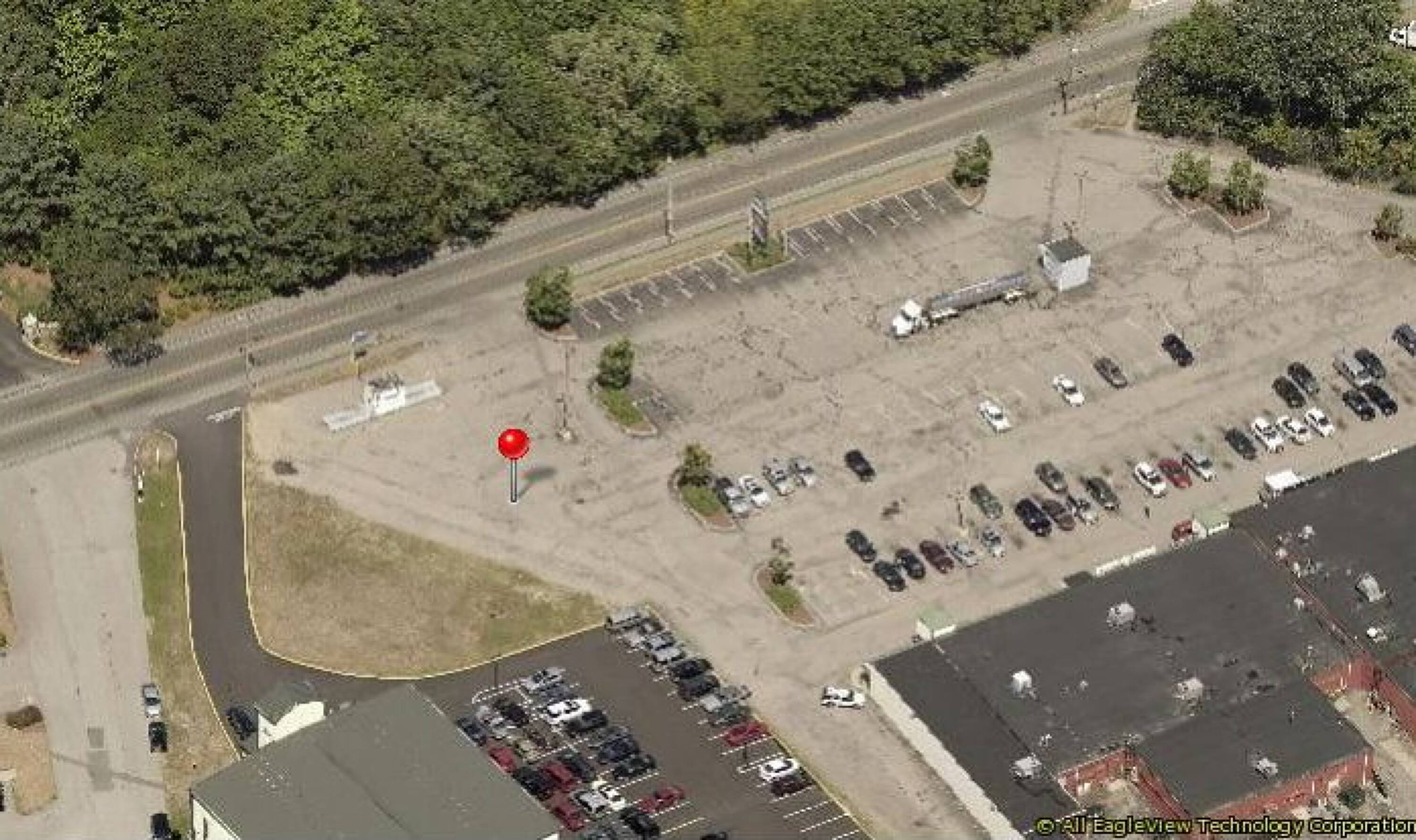 178 Oak St, Brockton, MA 02301