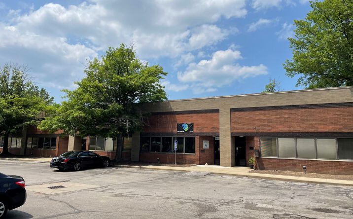 Pictures of Office, Industrial property located at 26361 Curtiss Wright Pkwy, Cleveland, OH 44143 for lease - image #1