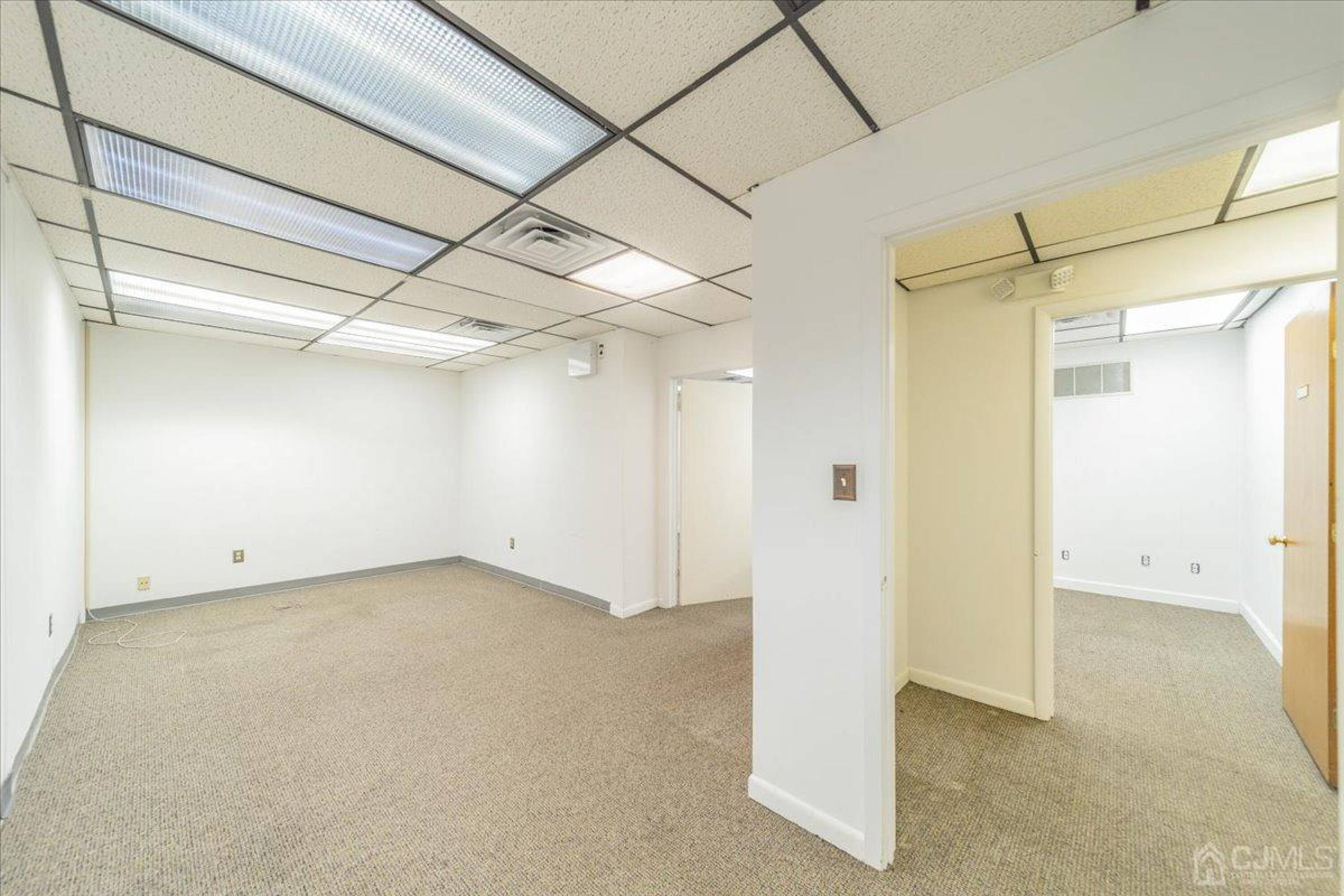 453 Amboy Avenue, Woodbridge Proper, NJ 07095