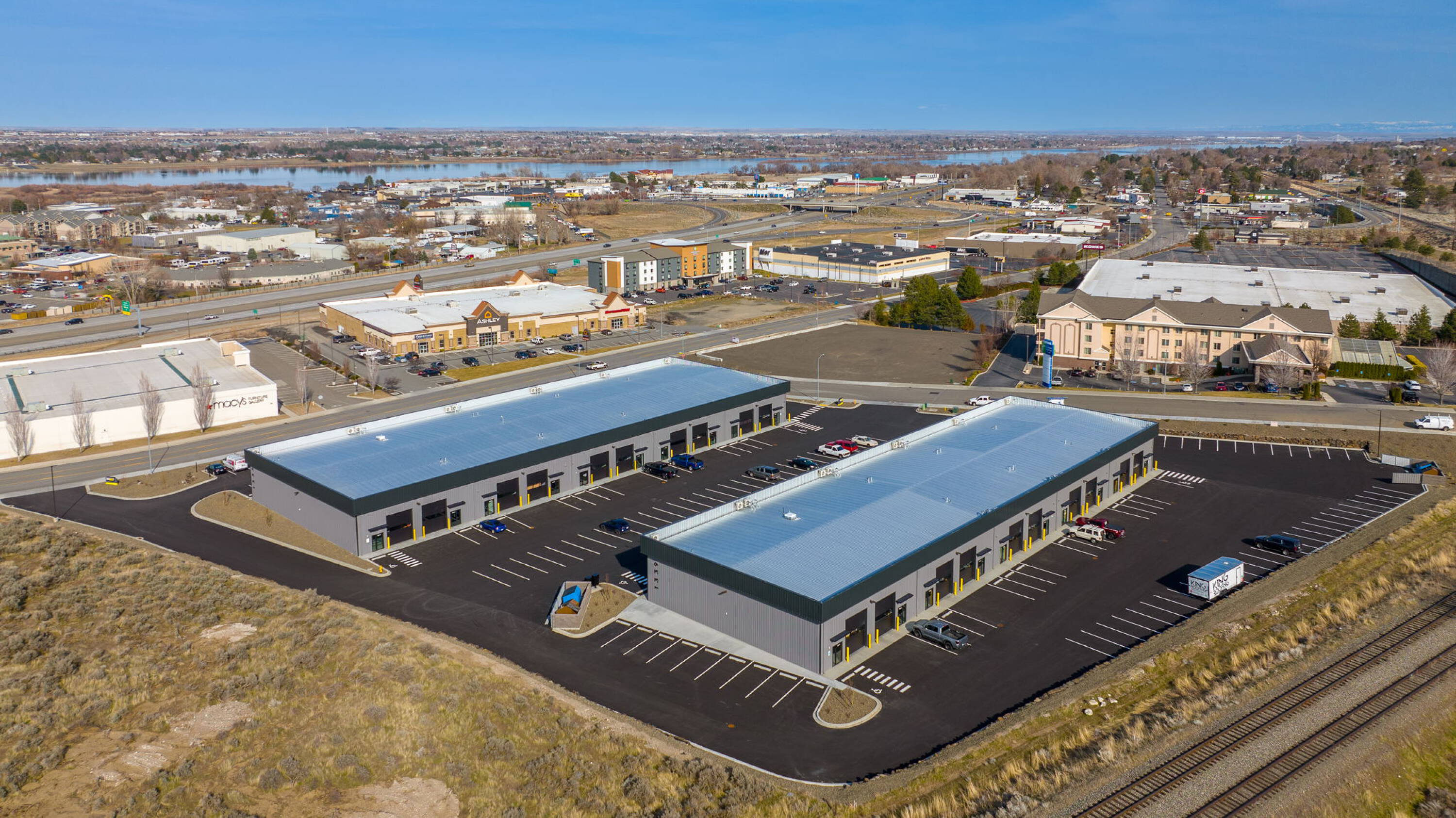 1333 Tapteal Dr, Richland, WA 99352