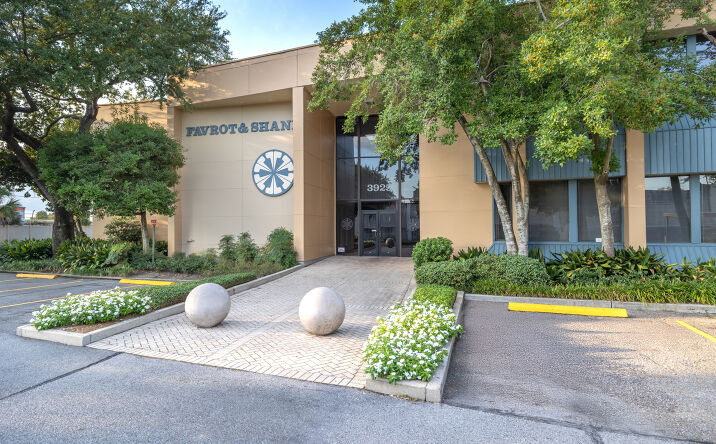 Pictures of Office property located at 3925 N Interstate 10 Service Rd W, Metairie, LA 70002 for lease - image #1