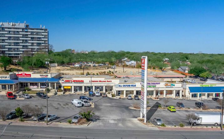 Pictures of Retail property located at 7075 San Pedro Ave, San Antonio, TX 78216 for lease - image #1