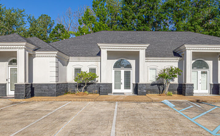 Pictures of Office property located at 359 Towne Center Blvd, Ridgeland, MS 39157 for lease - image #1