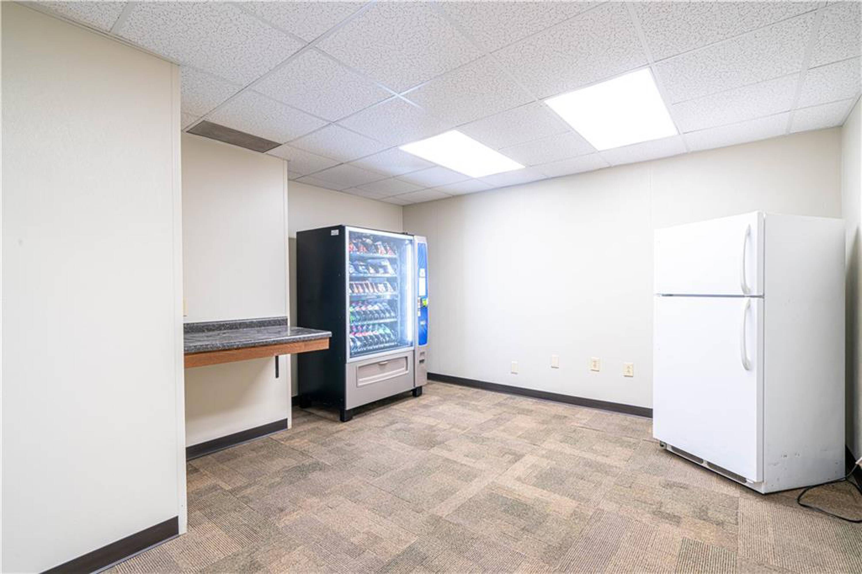 902 Edmond (2nd Floor) Street, St Joseph, MO 64501