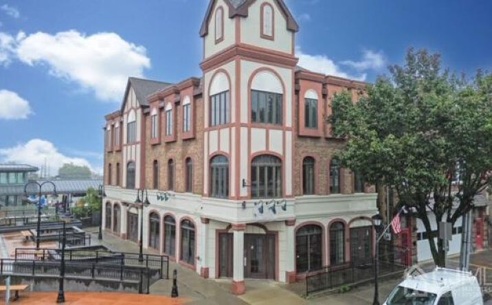 Pictures of Office, Retail property located at 131 N Broadway Street # A, South Amboy, NJ 08879 for lease - image #1