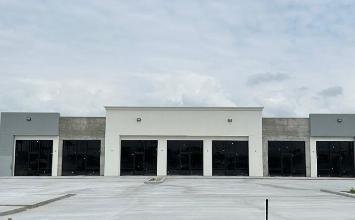 Pictures of Land property located at 514 S Alton Boulevard # 6, Alton, TX 78573 for lease - image #1