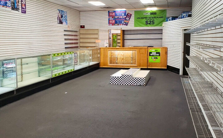 Pictures of Retail property located at 831 Westchester Ave, The Bronx, NY 10455 for lease - image #1