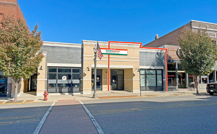 Pictures of Office property located at 120 N Main St, Edwardsville, IL 62025 for lease - image #1