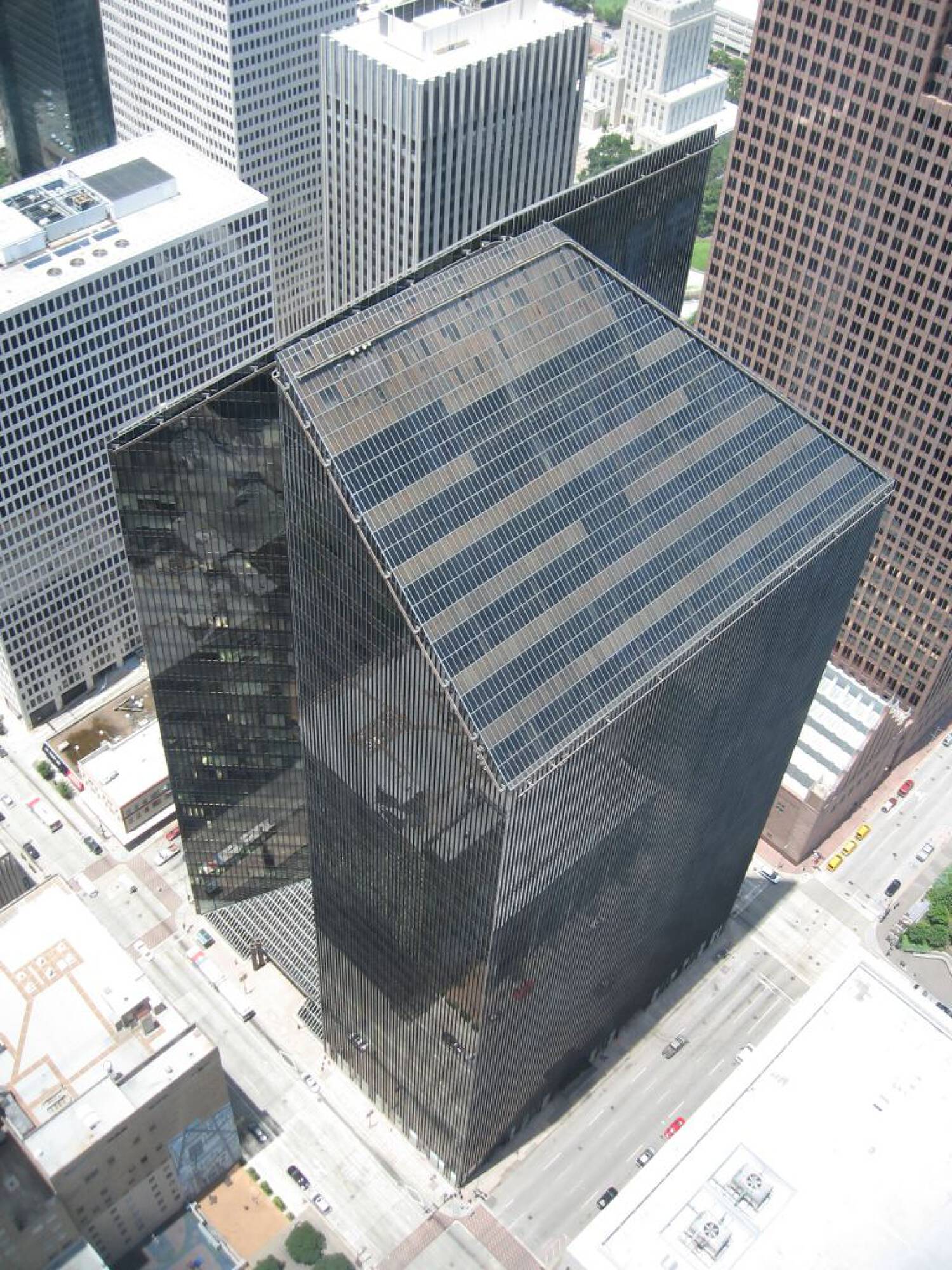 Pennzoil Place - Retail