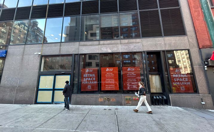 Pictures of Retail property located at 1637 York Ave, New York, NY 10028 for lease - image #1