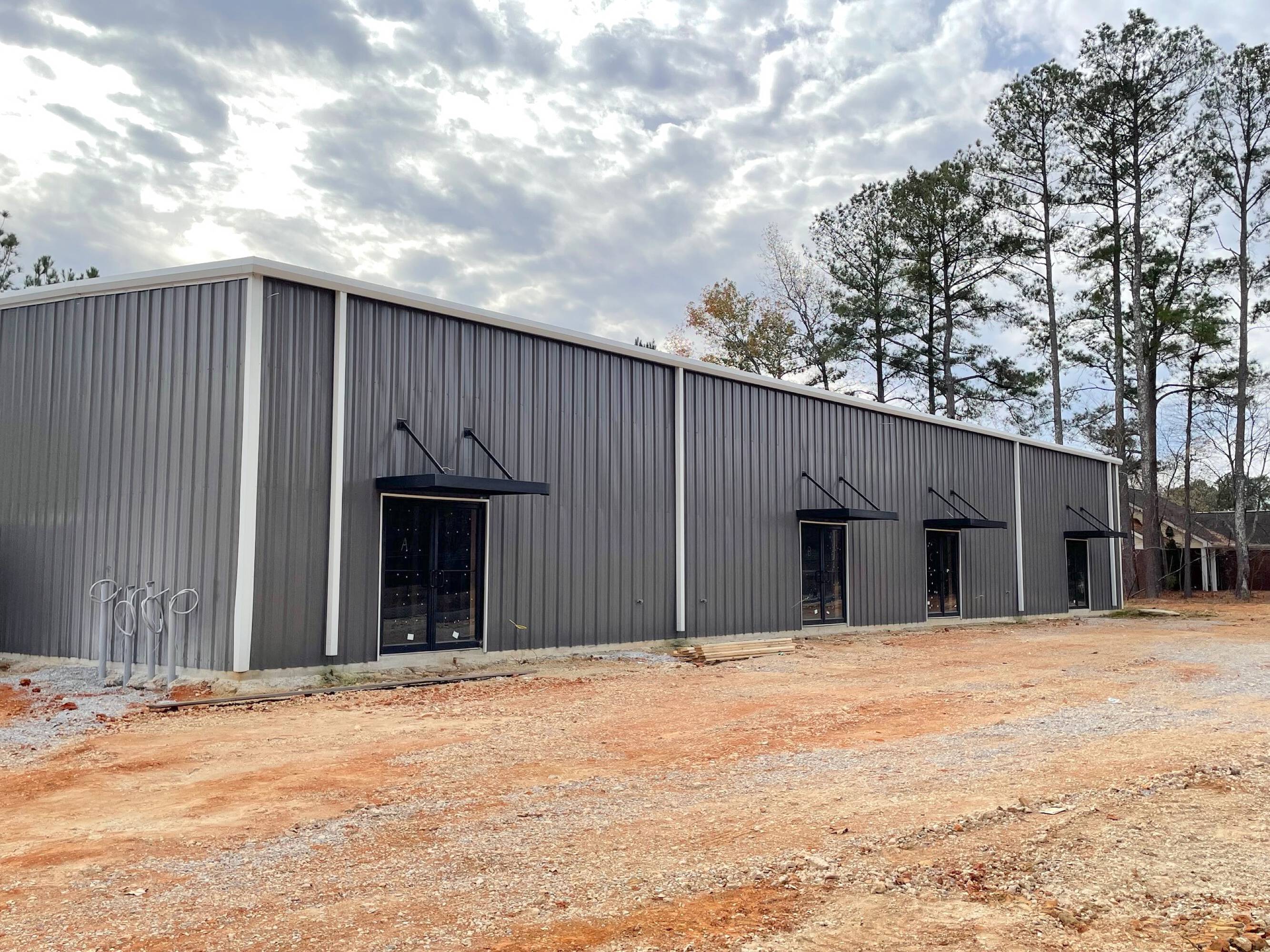 460 Jim McLemore Rd, Harvest, AL 35749